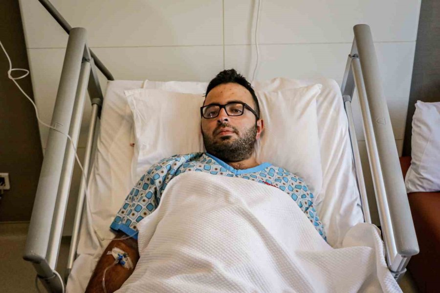 İnşaat İşçisi Babasının Yanında İşe Başlayan Genç Sıcak Çarpmasıyla Komalık Oldu