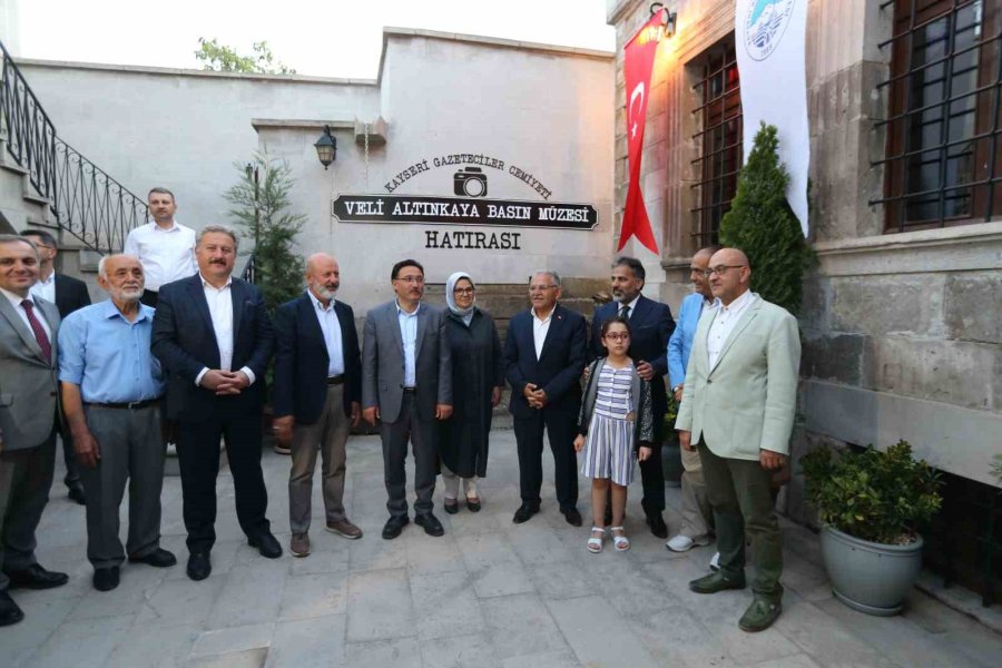 Vali Çiçek’ten Başkan Büyükkılıç’a ’vefa’ Teşekkürü