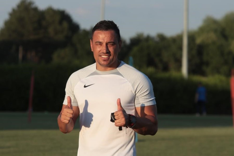 Samet Koç: "hocamızın İstifa Ettiği Yöndeki Haberler Camiamızı Yıpratıyor"