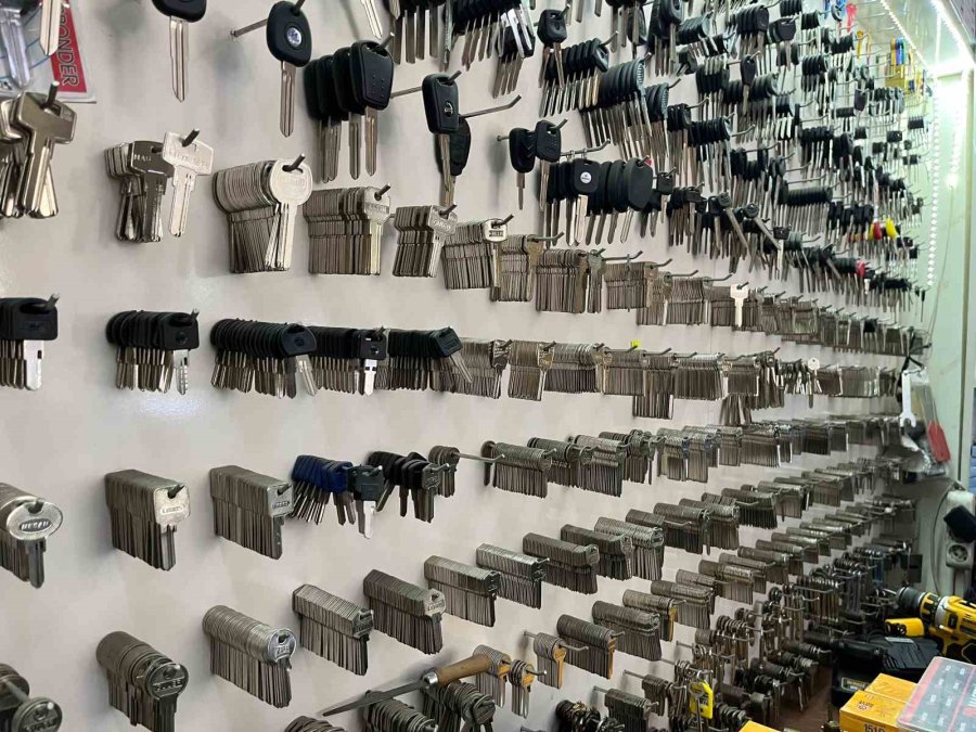 Maskeyle Hırsızlık Yapan Şahıslara Karşı Uyarı