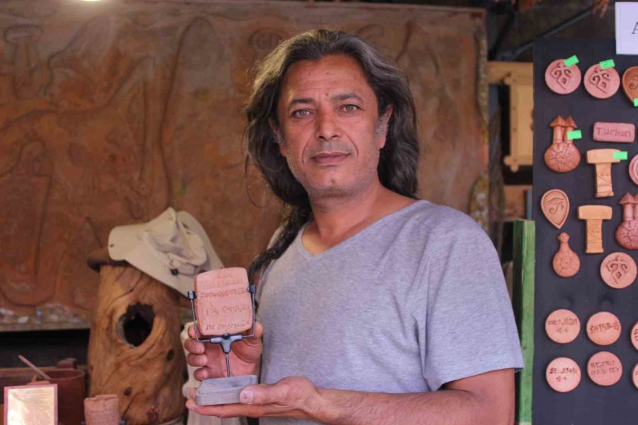 6 Bin Yıllık Tarih Ellerinde Şekilleniyor