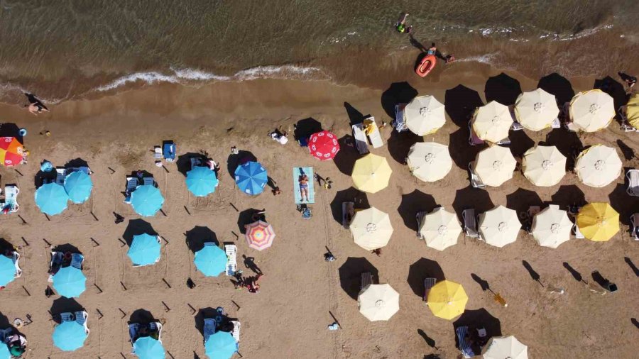 Akdeniz’in Gözbebeği Kızkalesi’nde Sıcaklar, Tatilci Sayısını Düşürdü