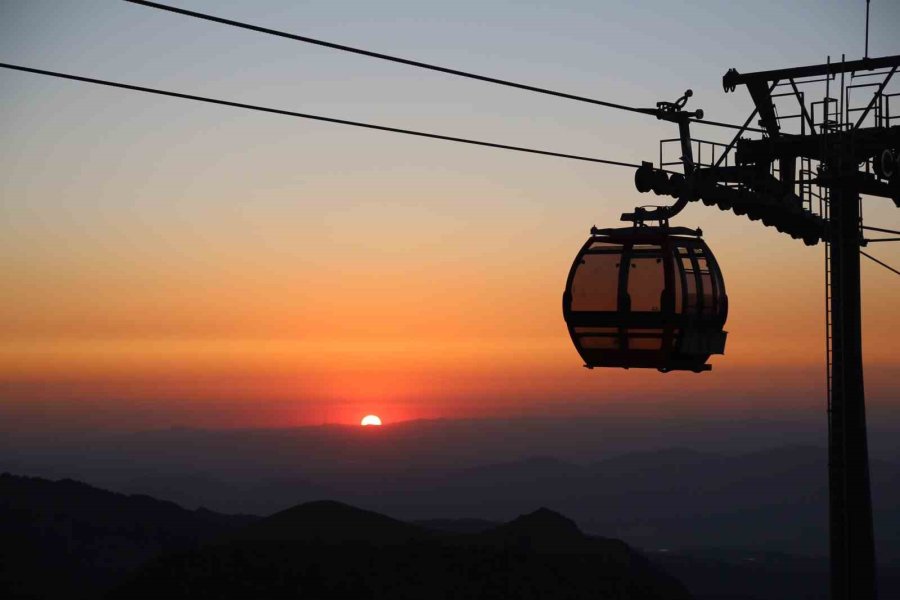 Erciyes’te Gün Batımı Mest Etti