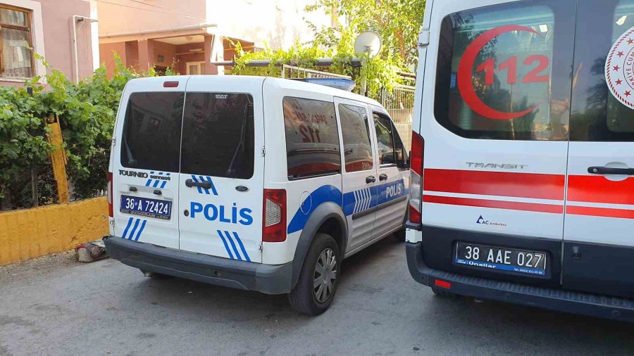 ’mahallenin Dedesini’ Oyun Oynayan Çocuklar Ölü Olarak Buldu