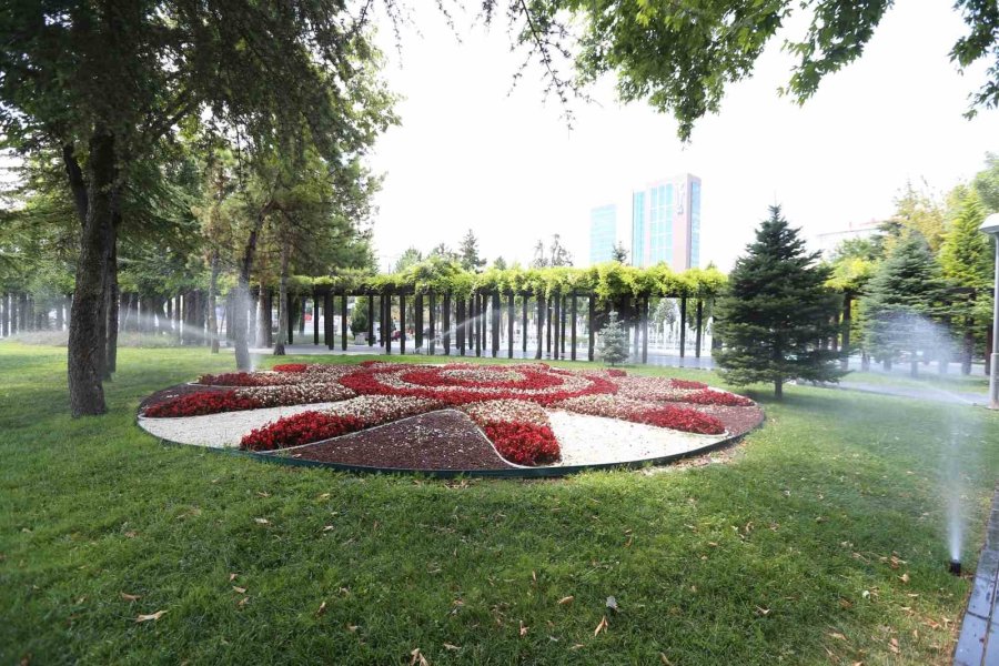 Büyükşehir’in Belediyesi’nden Sıcak Günlerde ’yeşil Doku’ İçin Önlemler