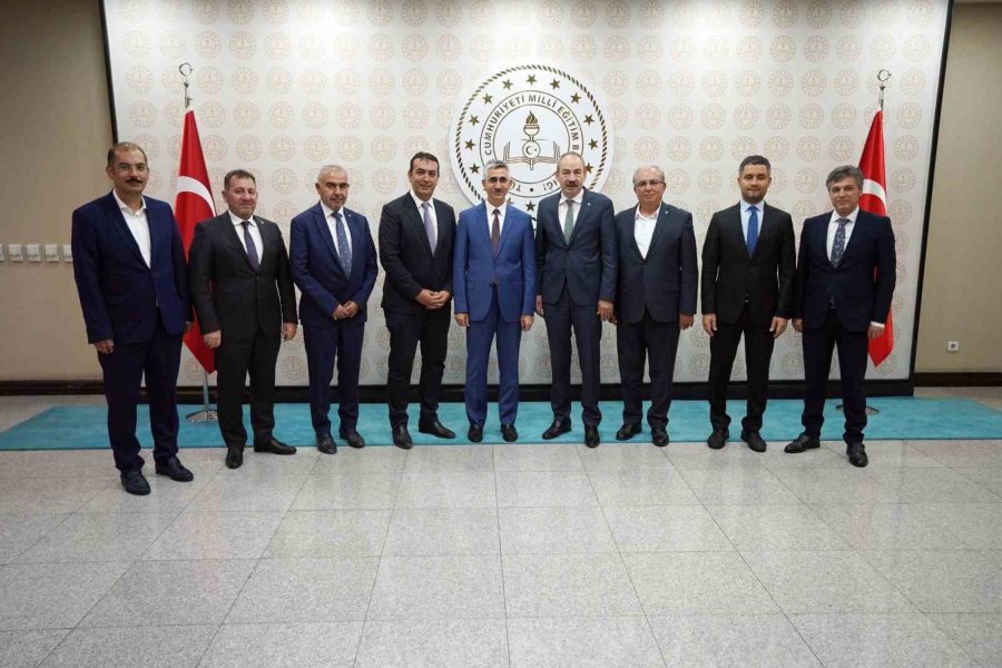 Kto Yönetiminden Ankara’da ’hayırlı Olsun’ Ziyareti