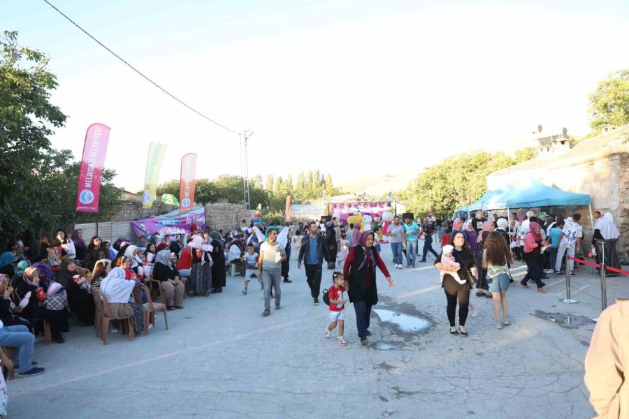 Başkan Palancıoğlu’ndan Büyük Bürüngüz’e Müjde Üstüne Müjde