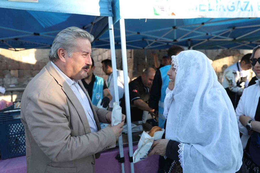 Başkan Palancıoğlu’ndan Büyük Bürüngüz’e Müjde Üstüne Müjde