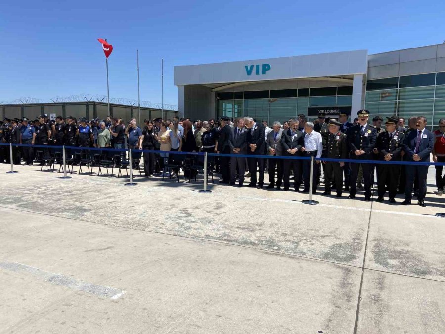 Afyonkarahisar’da Şehit Olan Jandarma Astsubay Tatlı Memleketine Gönderildi