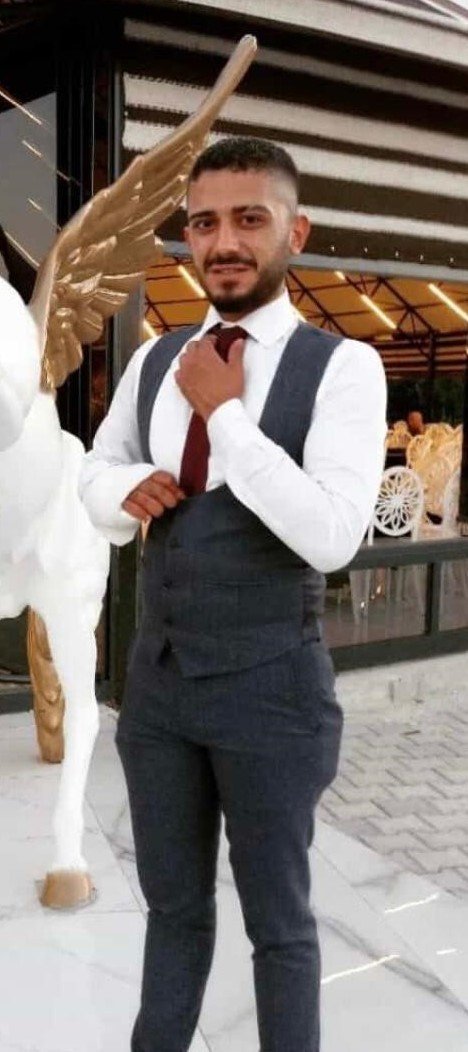 Uykudan Uyandırılarak Evinin Kapısında Öldürülen Genç Son Yolculuğuna Uğurlandı