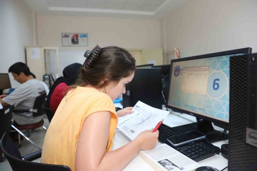 ’etkili Ve Hızlı Okuma Kursu’na Büyük İlgi