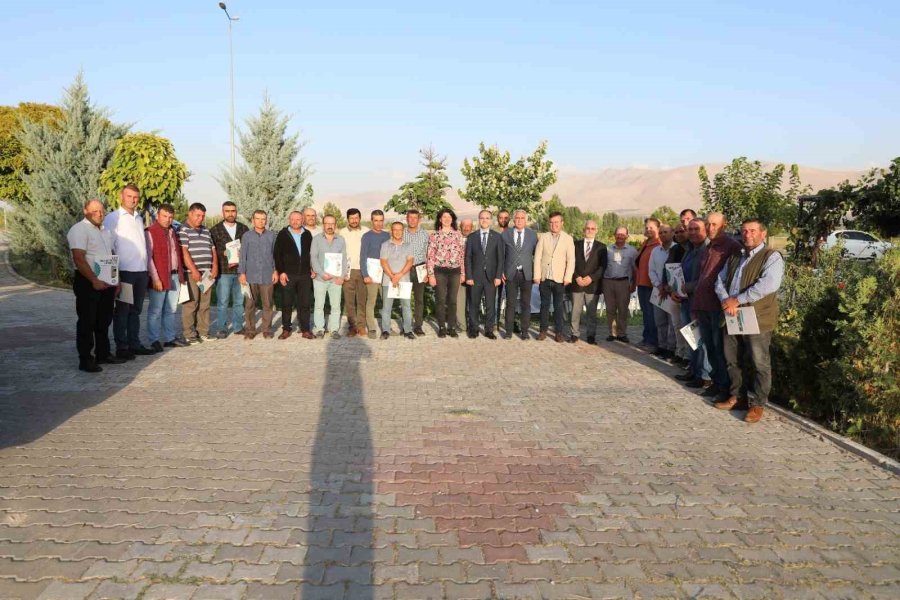 Üniversitede İşçilerin Yüzünü Güldüren Zam