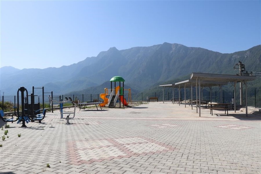 Alanya Belediyesi Çocukların Yüzünü Güldürüyor