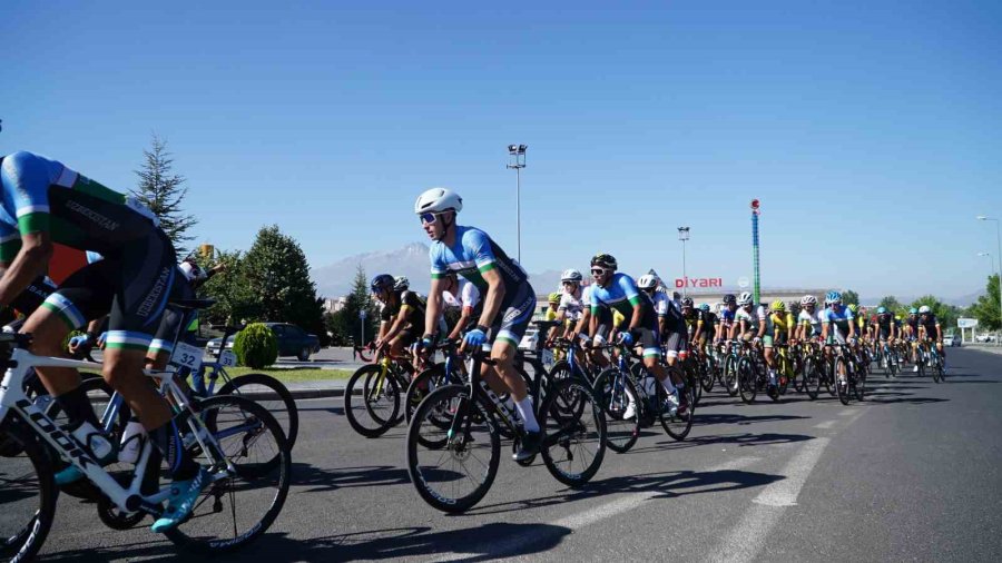 Uluslararası Yol Bisikleti Yarışları’nda Kayseri Tam Not Aldı