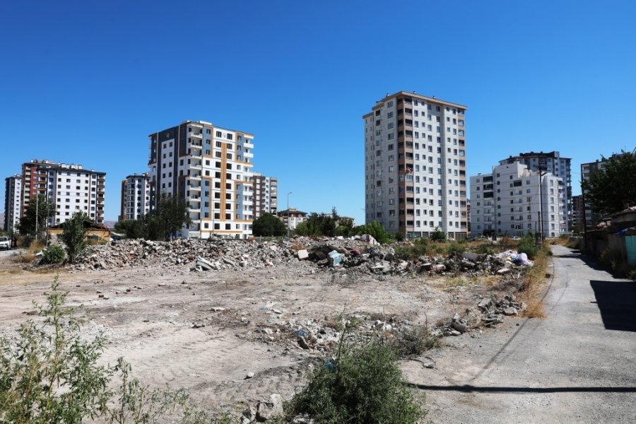 Başkan Çolakbayrakdar’dan Hoca Ahmet Yesevi’ye 5 Müjde