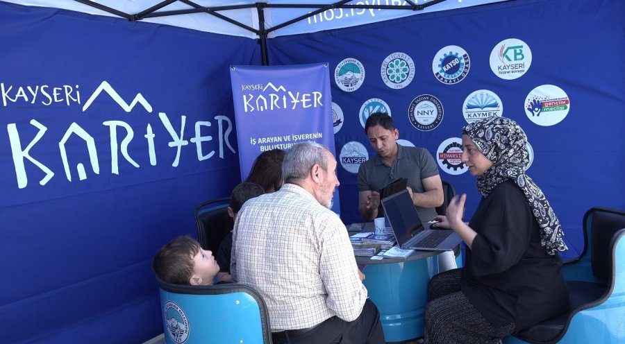 Kayseri Kariyer Merkezi, Vatandaşlara İş Kapısı Olmaya Devam Ediyor