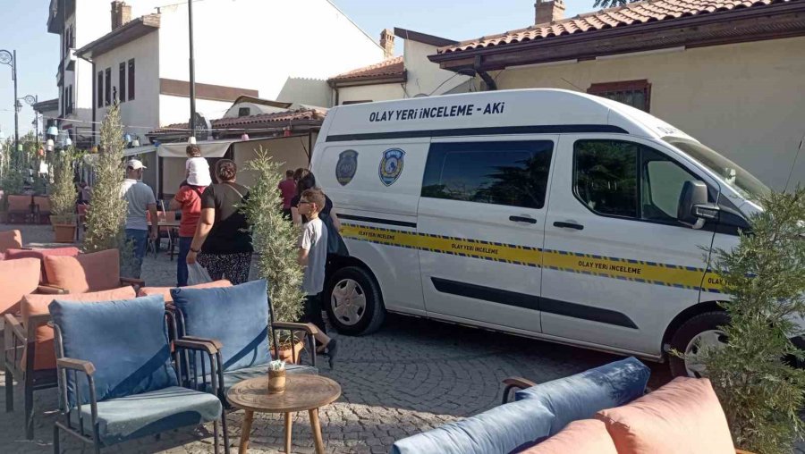 Kavgada Akrabasını Göğsünden Ve Kolundan Vurdu