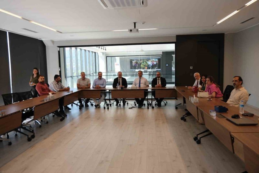 Kariyer Merkezi İle Mtosb İş Birliğine Hazırlanıyor