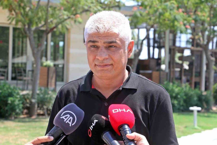 Antalya’da Havuzlar Denetlenip Numune Alınıyor