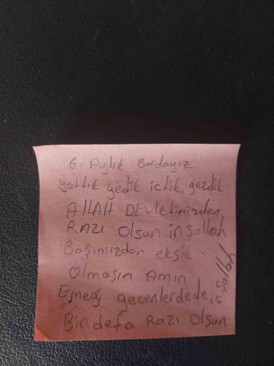 Depremzede Vatandaşın Yazdığı Teşekkür Notu Duygulandırdı