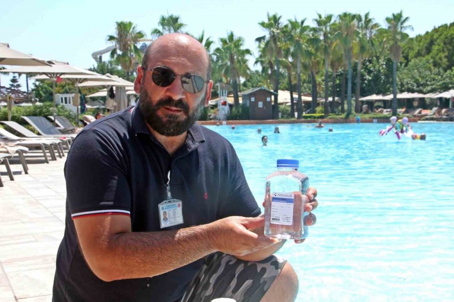 Antalya’da Havuzlar Denetlenip Numune Alınıyor