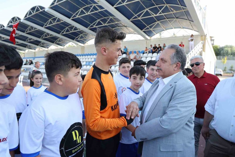 Başakpınar’da Yaz Spor Kurslarına Coşkulu Açılış