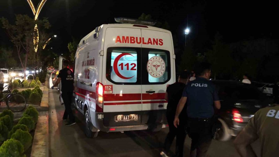 Aksaray’da Otomobilin Çarptığı Yaşlı Adam Ağır Yaralandı