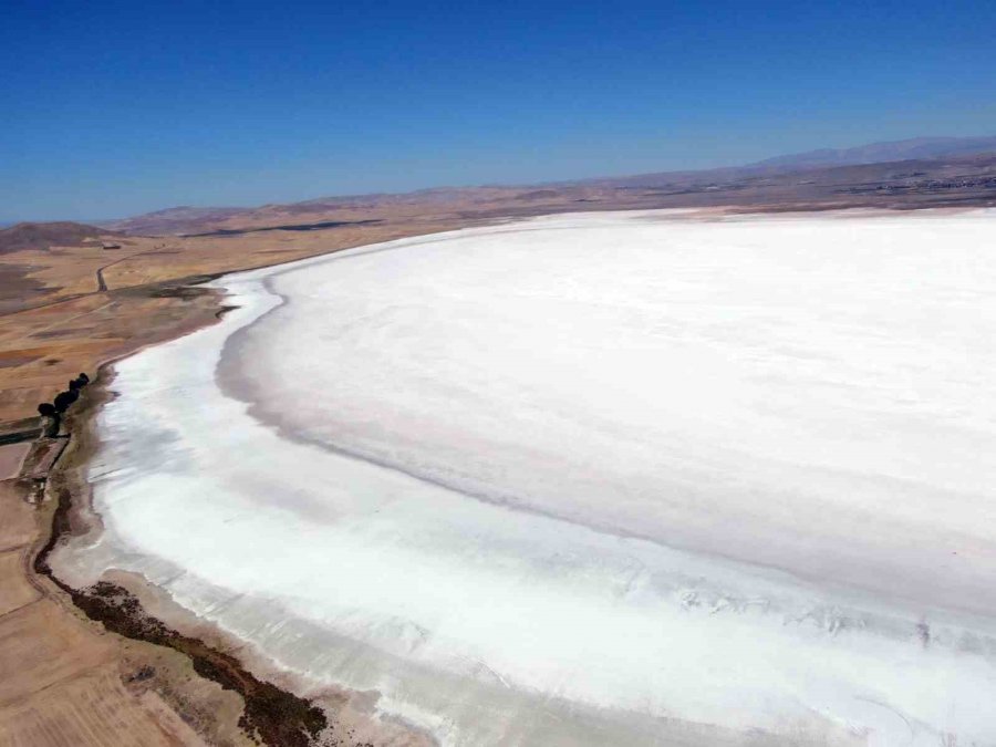 Suyu Gitti, Tuzu Kaldı