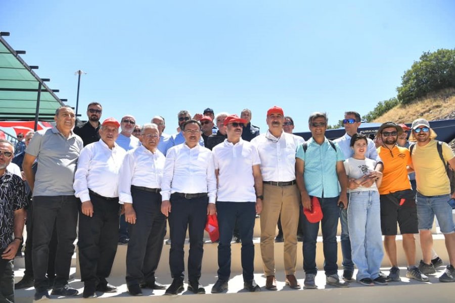 Yamaç Paraşütü Türkiye Şampiyonası Mesafe Yarışması Başladı