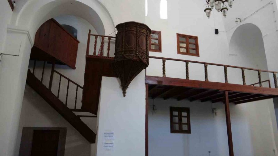 17 Asırlık Kilise Camii İhtişamıyla Turistleri Cezbediyor