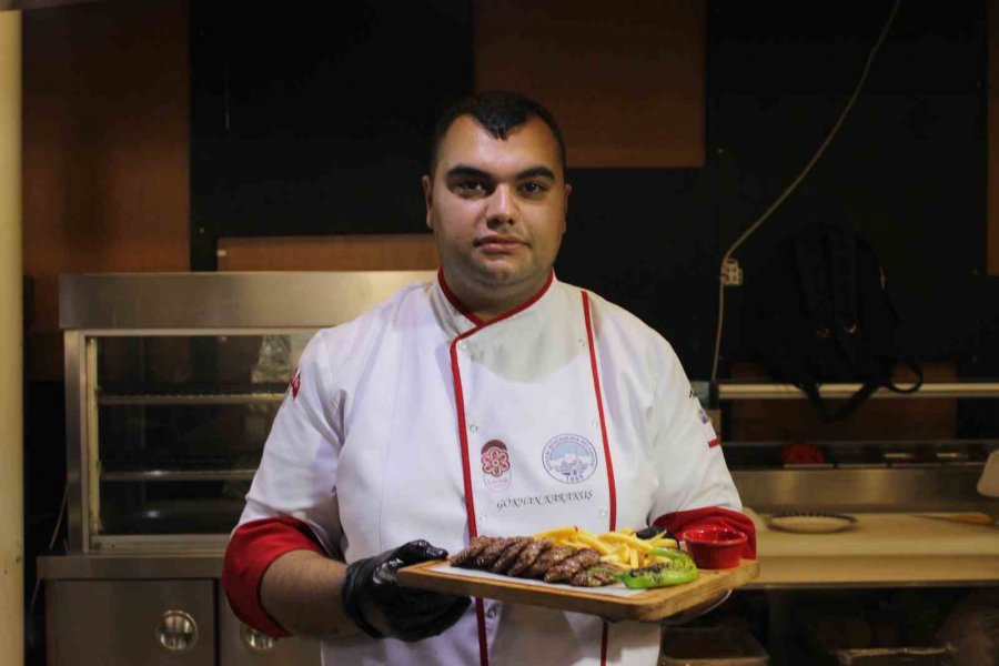 Lezzetli Köfte Dinlenmeden Olmaz