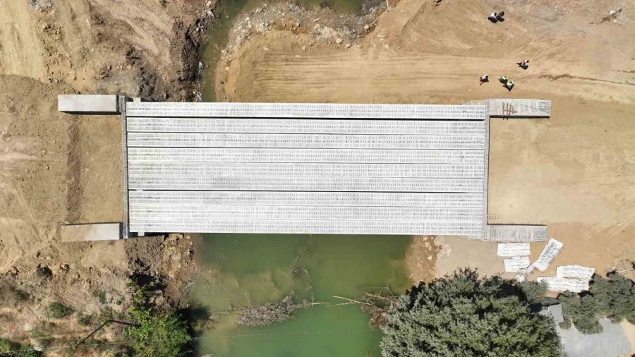 Naras Köprüsü’nde Çalışmalar Sürüyor