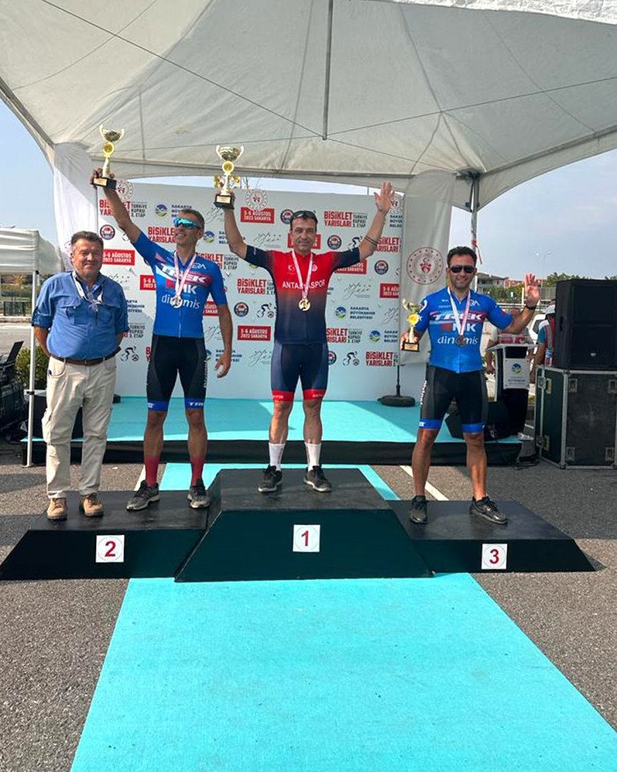 Kırmızı-beyazlı Pedaldan Sakarya’da İkide İki