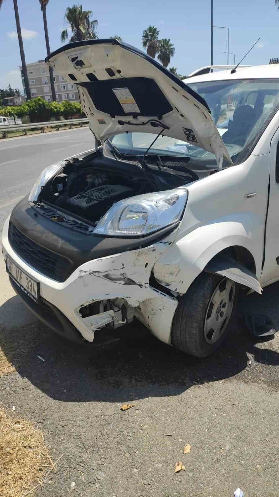 Sigortasız Motosikletle Kaza Yapan Ehliyetsiz Sürücü Yaralandı