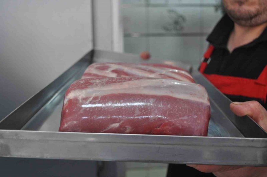 Sıcakta Et Muhafazasına Ve Temizliğine Daha Çok Önem Verilmeli