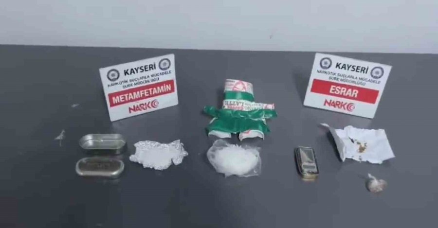 Uyuşturucuyu Gizlemek İçin Uzaktan Kumandalı Duvar Yapmışlar