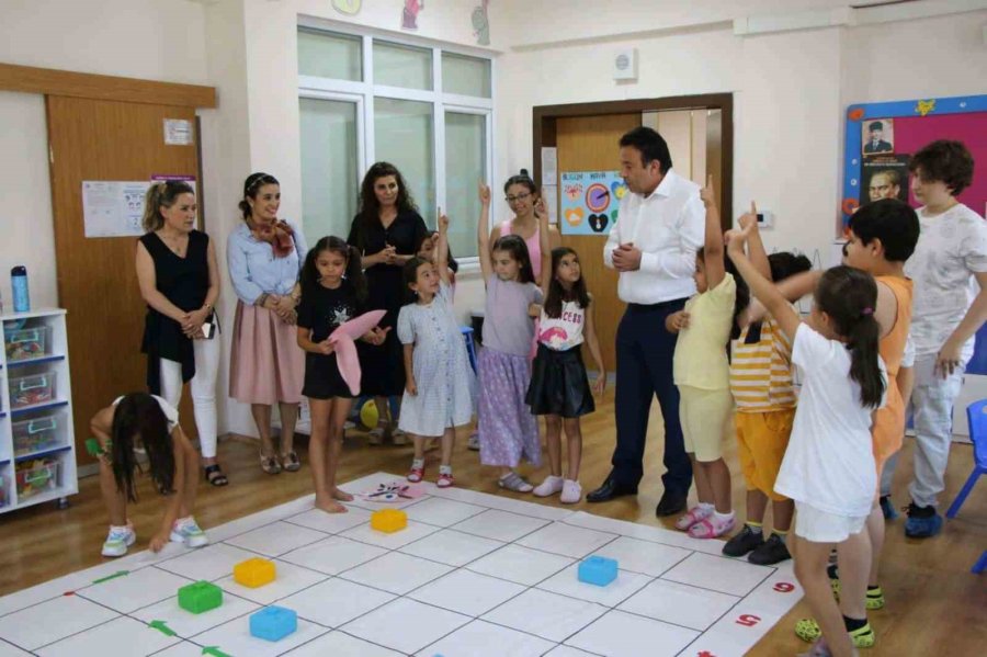 Bu Yaz Okulu Diğerlerinden Çok Farklı