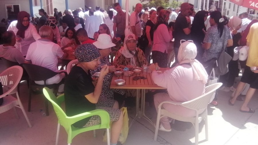 Hasta Ve Hasta Yakınlarına Aşure İkramı