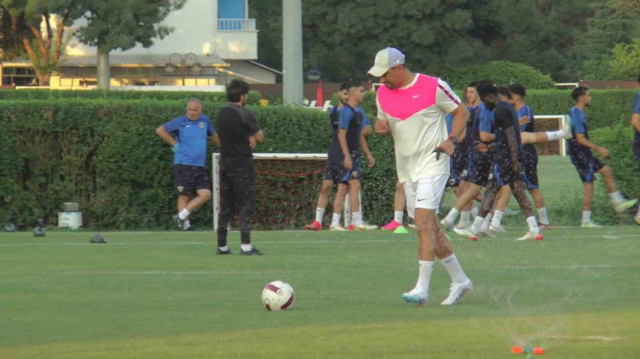 Kayserispor’da Galatasaray Maçı Hazırlıkları Devam Etti