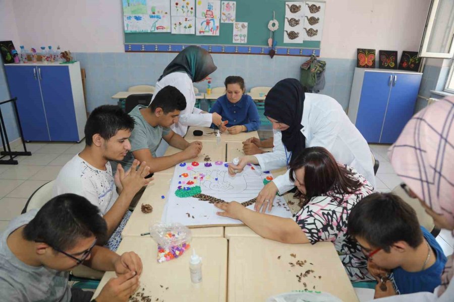 "özel Genç Komek" Özel Öğrencilerin Gelişimine Katkı Sağlıyor