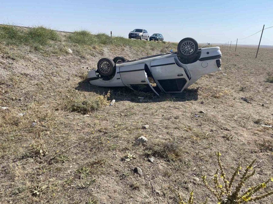 Takla Atan Otomobilde 4 Kişi Yaralandı