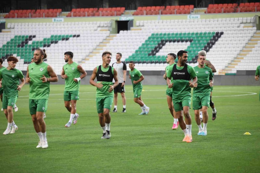 Aleksandar Stanojevic: “forvet, 6 Numara Ve Bir Kanada İhtiyacımız Var”