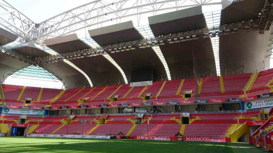 Kadir Has Şehir Stadyumu Yeni Sezona Hazır