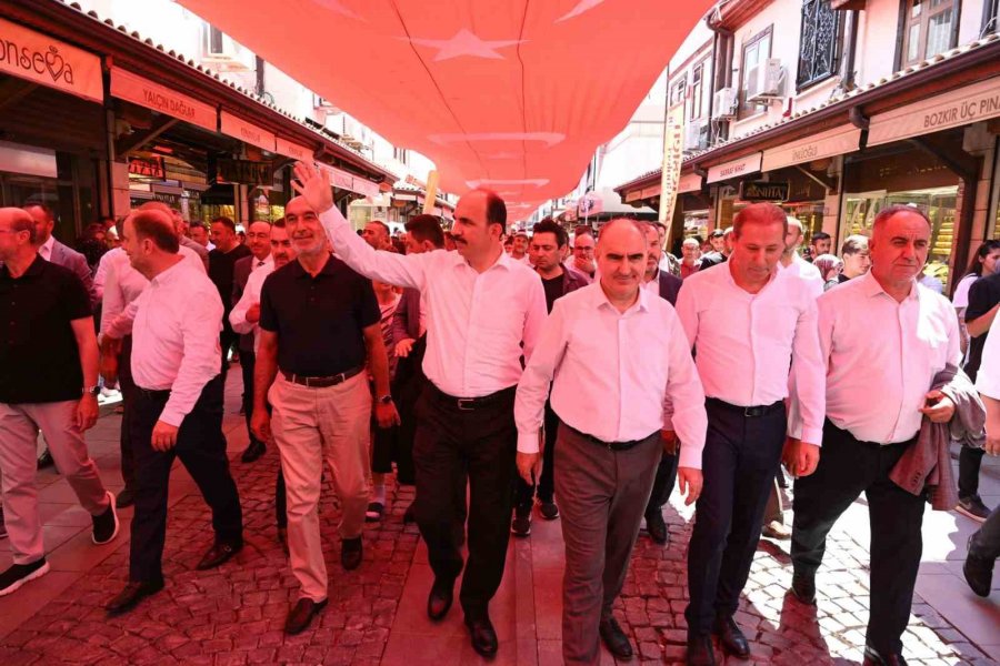 Konya’da 2’inci “tarihi Bedesten Alışveriş Günleri" Büyük Coşkuyla Başladı