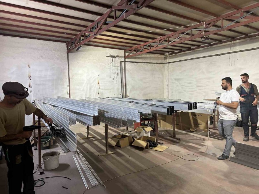 Niğde’de Üretilen Otomatik Kapı 19 Ülkeye İhraç Ediliyor