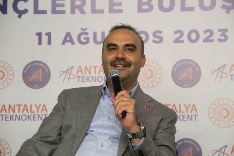 Bakan Kacır: "ülkemizin Dört Yanında Ar-ge Atılımını Ortaya Koymalıyız"