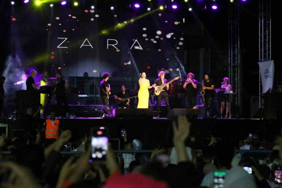 39. Aşık Seyrani Kültür Ve Sanat Festivali’nde Zara Rüzgarı