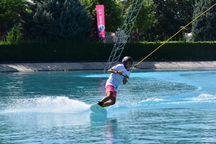 Wakeboard Türkiye Şampiyonası Renkli Görüntülere Sahne Oluyor