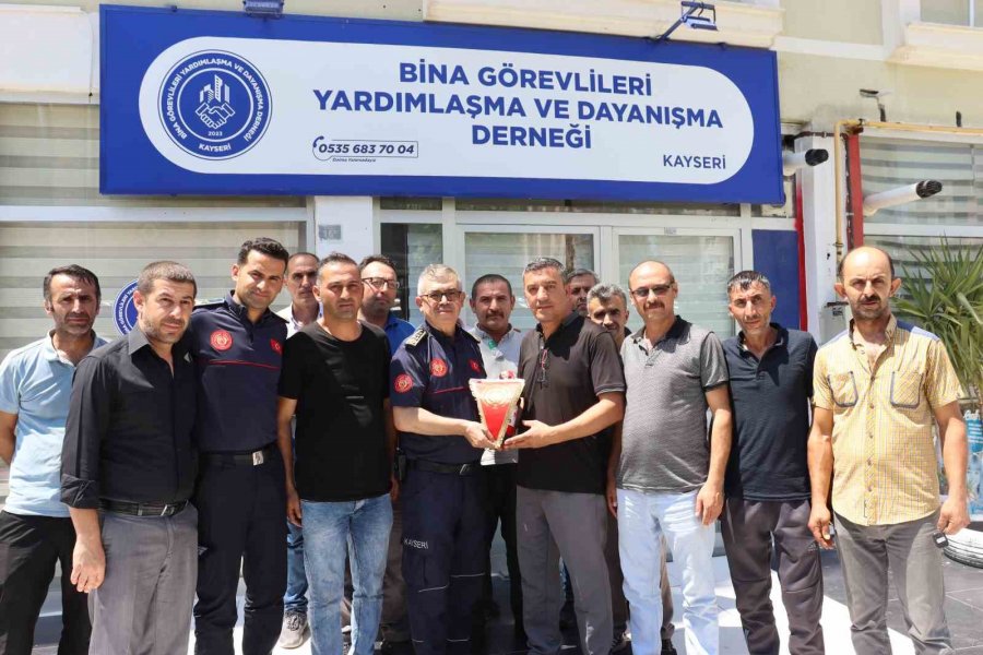 Bina Görevlilerine ‘yangın’ Eğitimi
