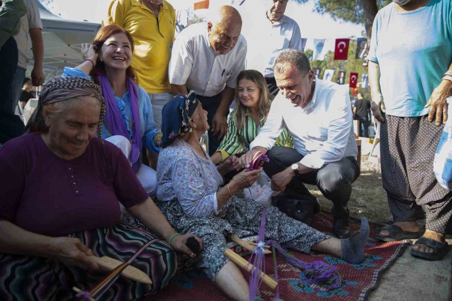 Başkan Seçer, Darısekisi’nde Aşure Etkinliğine Katıldı